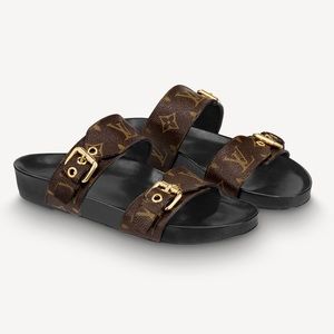 NEW Louie Vuitton Sandals